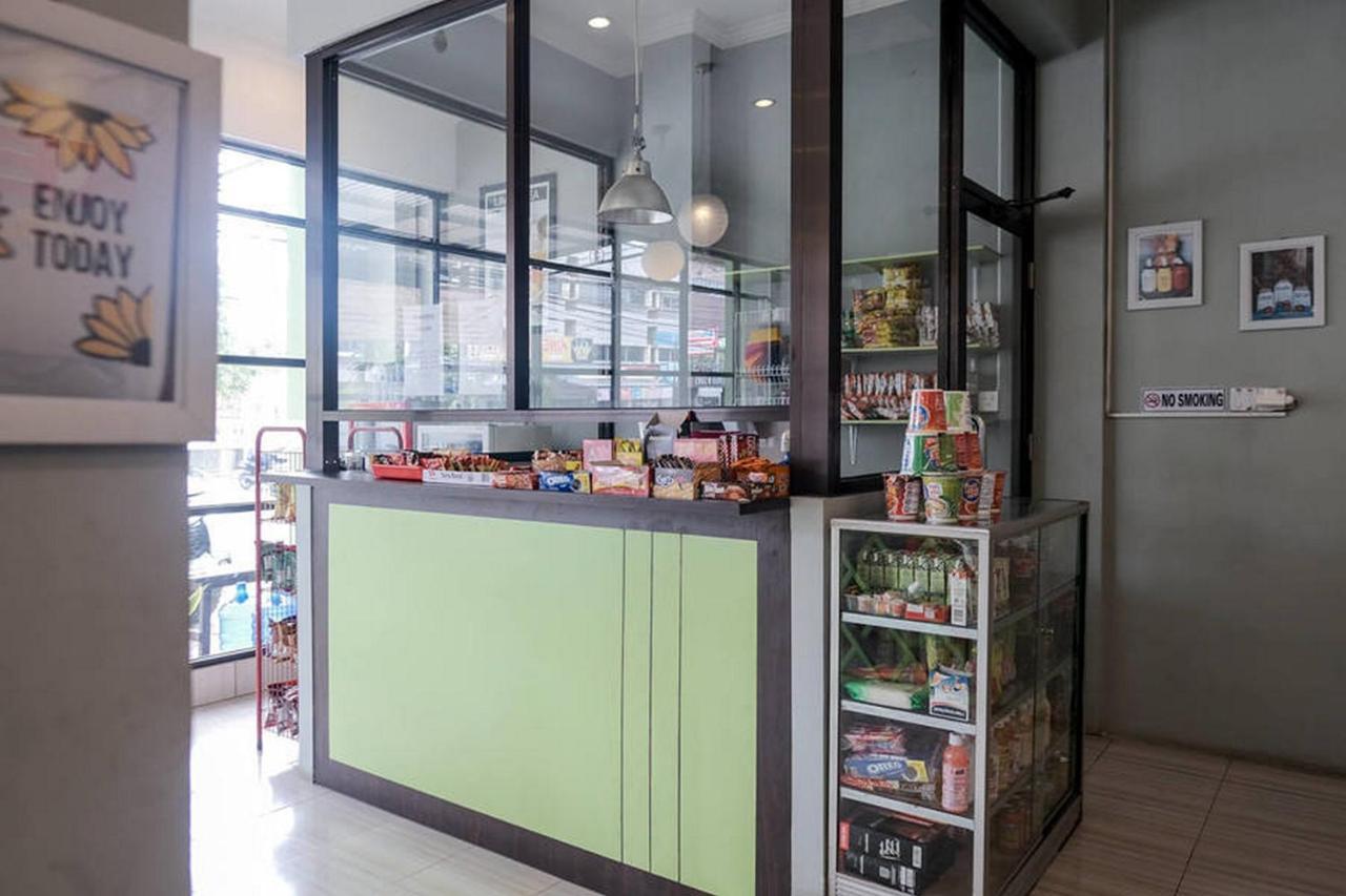 Urbanview Hotel Ta Ke Jelutung Puncak Jambi Eksteriør bilde