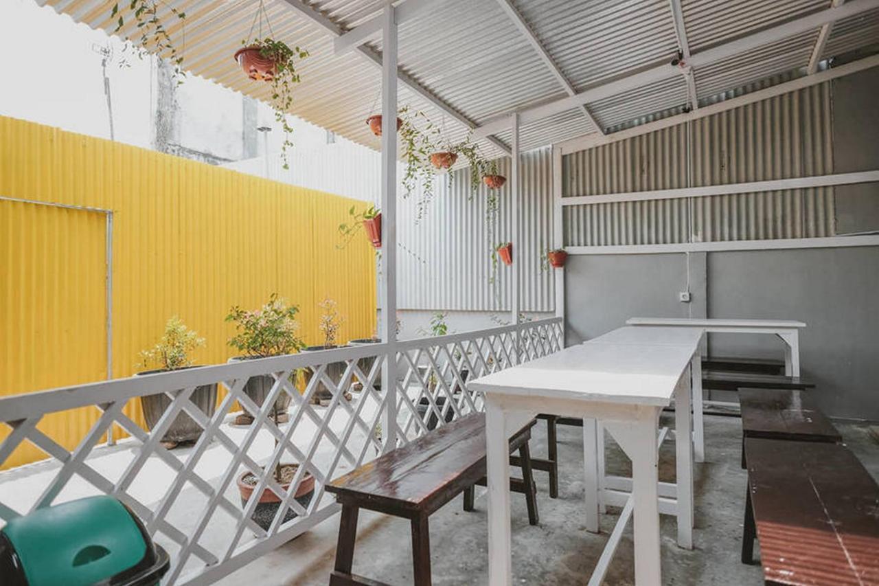 Urbanview Hotel Ta Ke Jelutung Puncak Jambi Eksteriør bilde